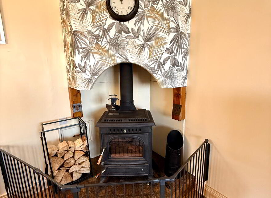 10 Iveagh Park, Greysteel, Derry, BT47 3DD