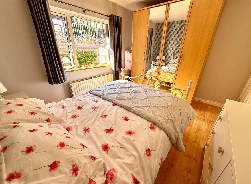 10 Iveagh Park, Greysteel, Derry, BT47 3DD