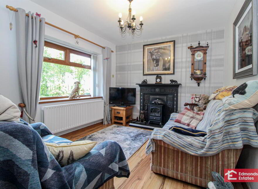 30 Craigs Road, Cullybackey, Ballymena, BT42 1PF