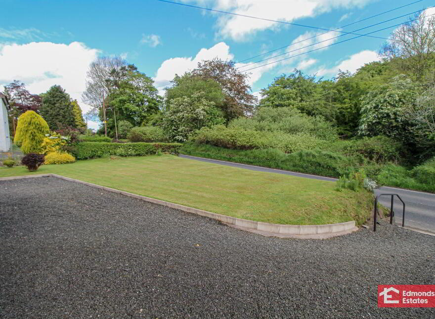30 Craigs Road, Cullybackey, Ballymena, BT42 1PF