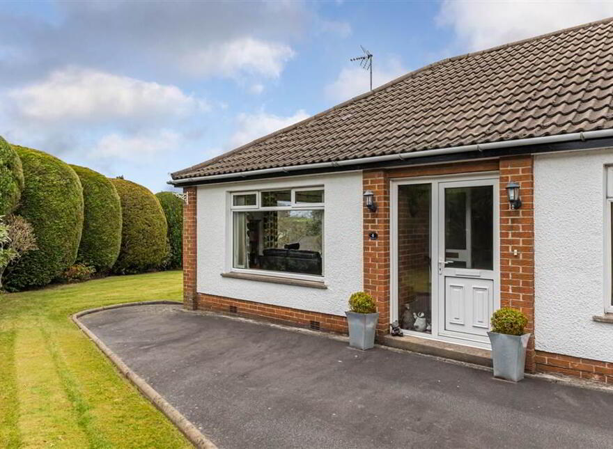4 Bryansglen West, Bangor, BT20 3ST