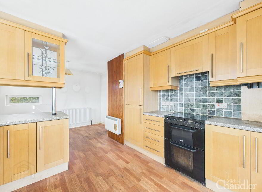 3 Myrtledene Road, Belfast, BT8 6GQ