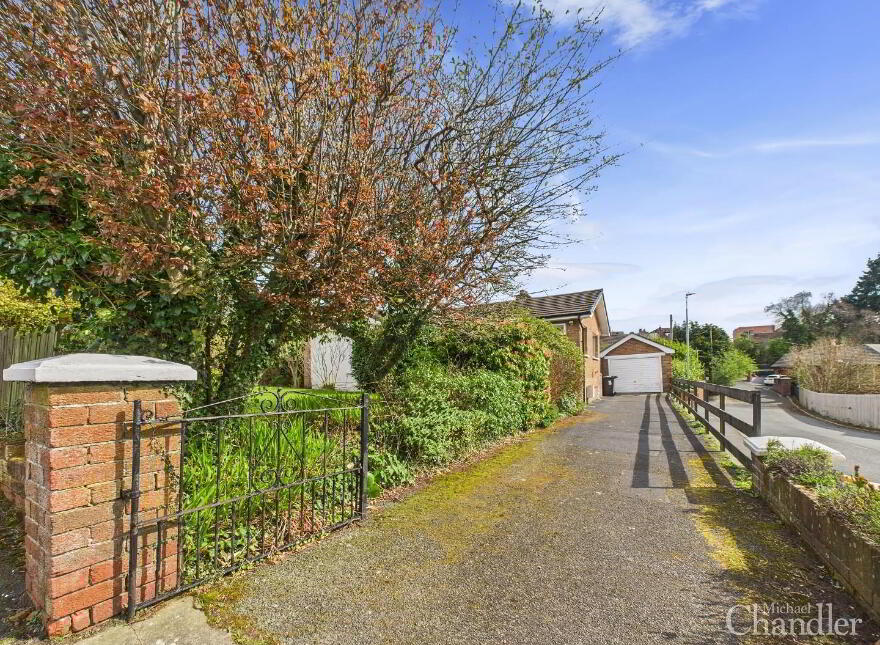 3 Myrtledene Road, Belfast, BT8 6GQ