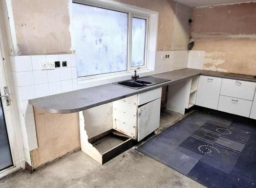 73 Bonds Street, Londonderry, BT47 6EF