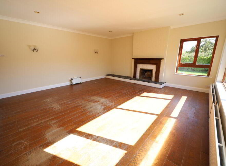 16 Riverside, Carrigaline, P43VW71