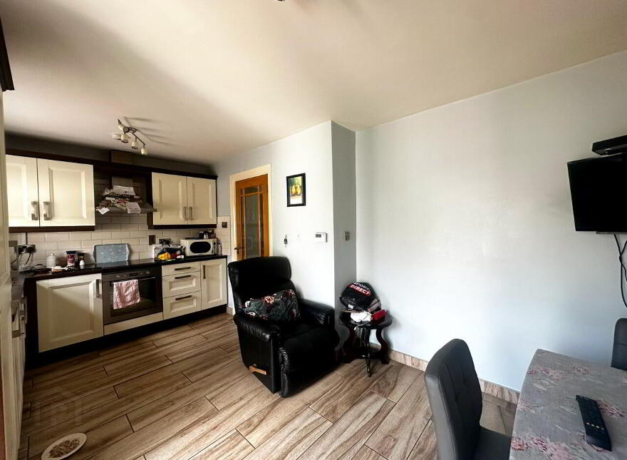 10 Mellowes Crescent, Finglas, Dublin, D11E9A2