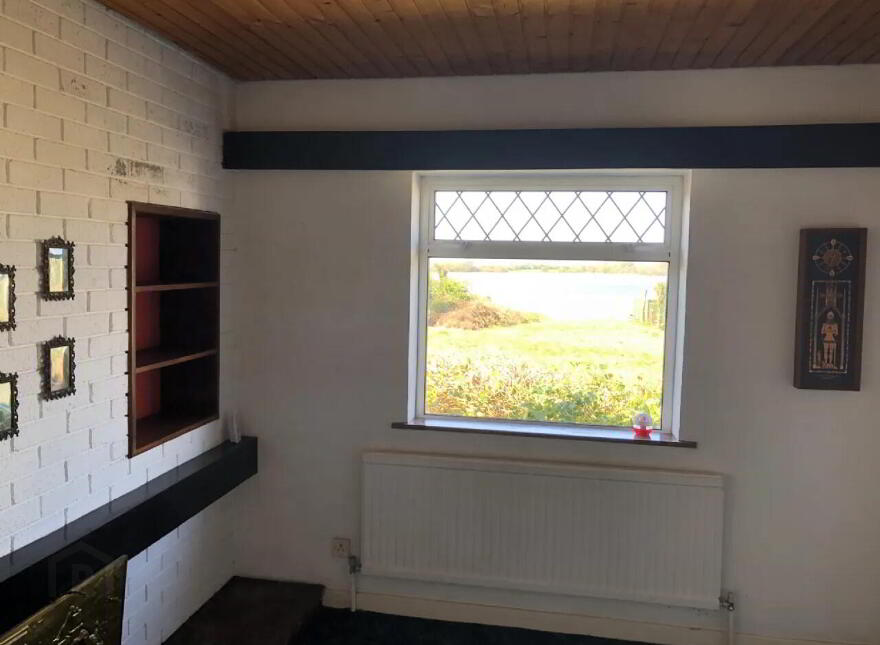 Ballykeeran Beg, Athlone, N37VR82