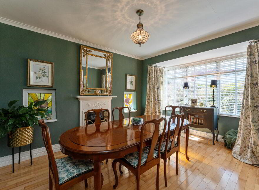 614 Saintfield Road, Carryduff, Belfast, BT8 8BL