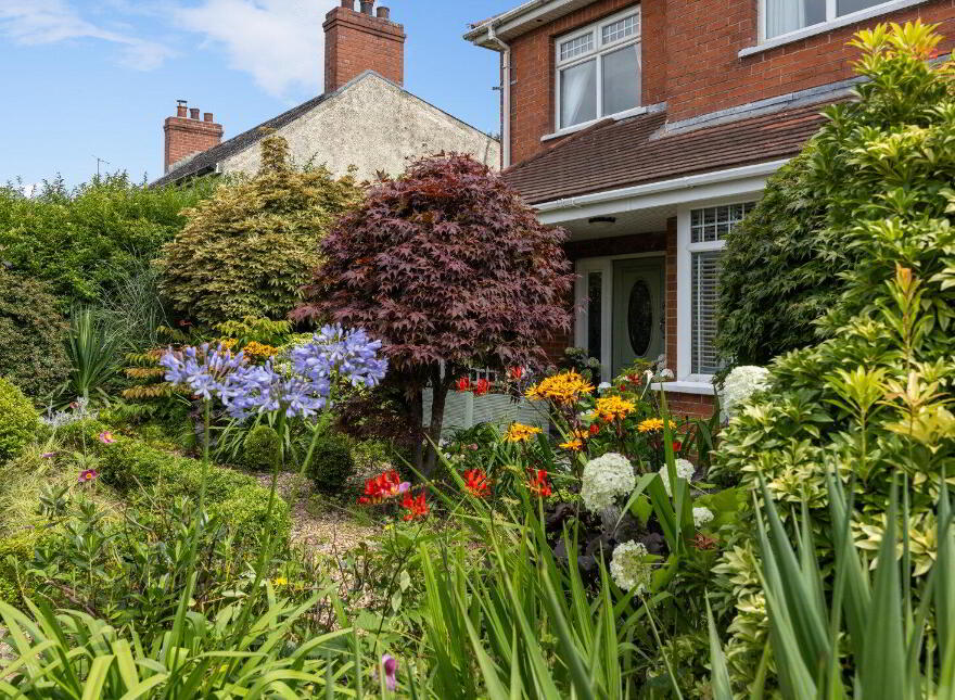 614 Saintfield Road, Carryduff, Belfast, BT8 8BL