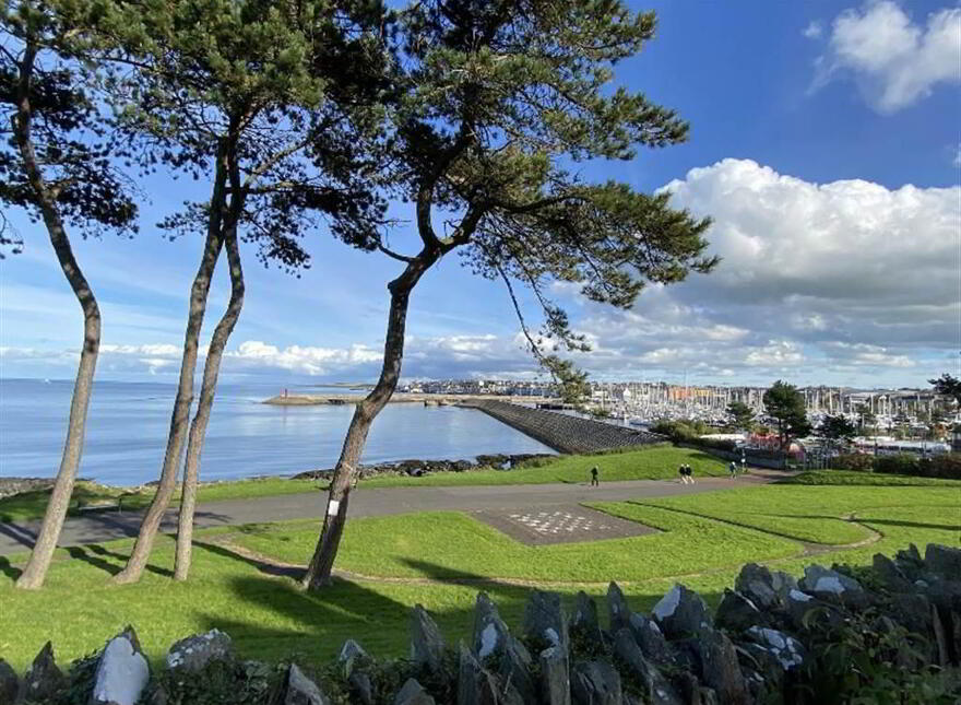 100 Princetown Road, Bangor West, Bangor, BT20 3TG