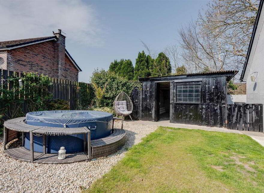 23 Downpatrick Road, Crossgar, BT30 9EQ