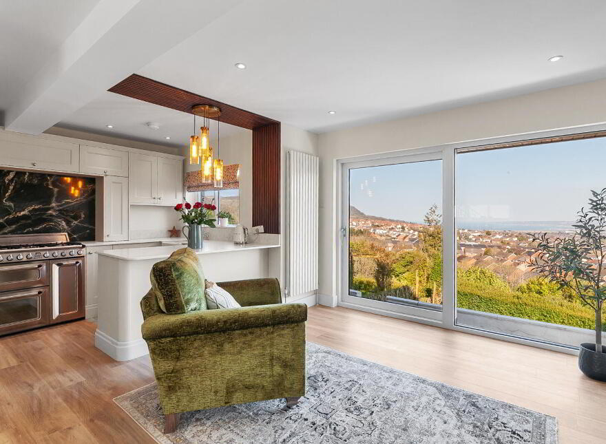 41 Squires Hill Road, Belfast, BT14 8FJ