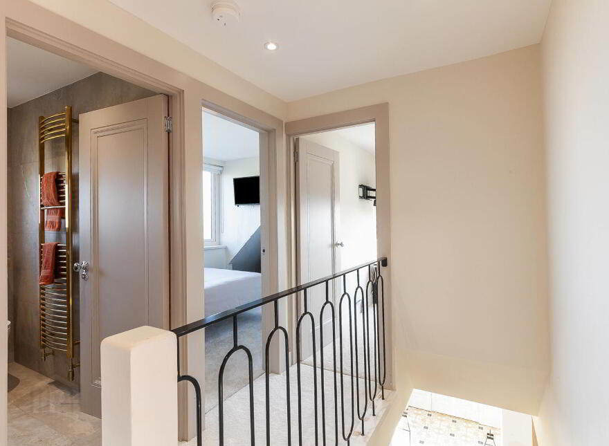 41 Squires Hill Road, Belfast, BT14 8FJ