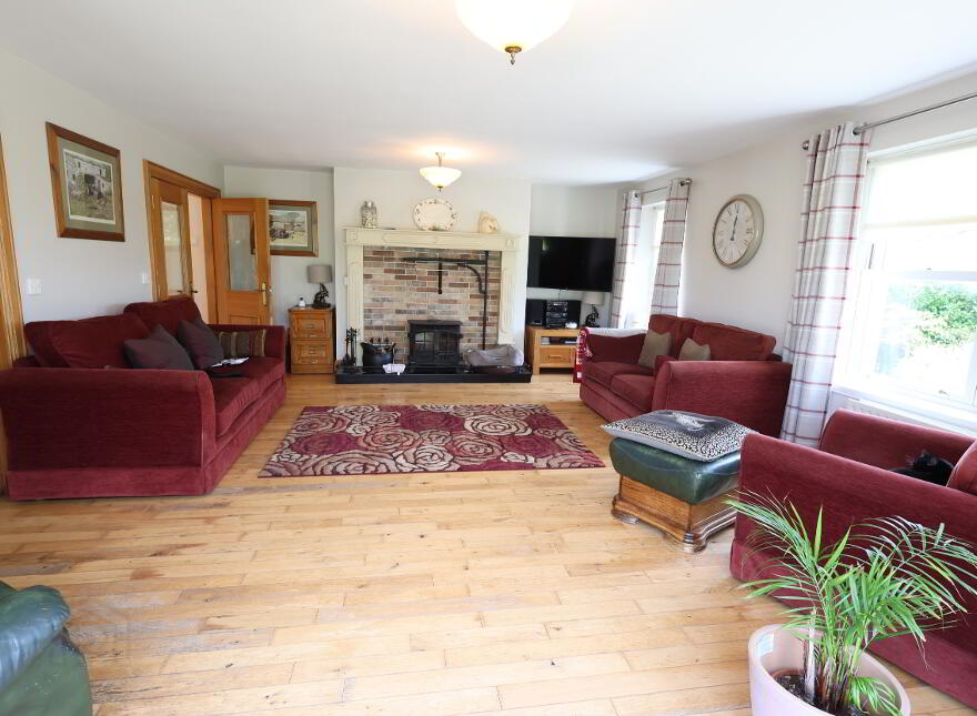 16 Dungororan Road, Pomeroy, BT70 3EQ