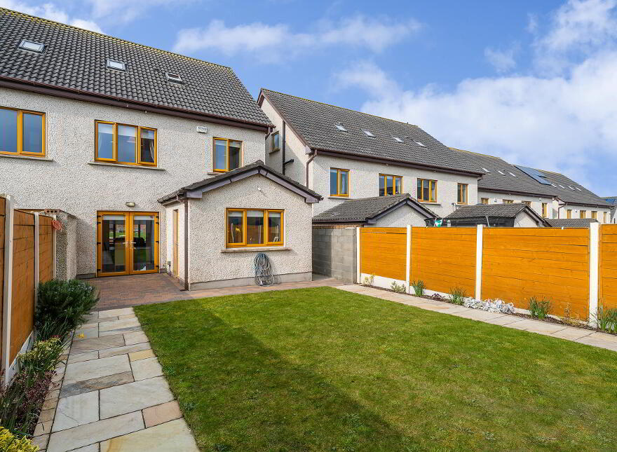 22 Broadfield Green, Rathcoole, Dublin, D24YY66