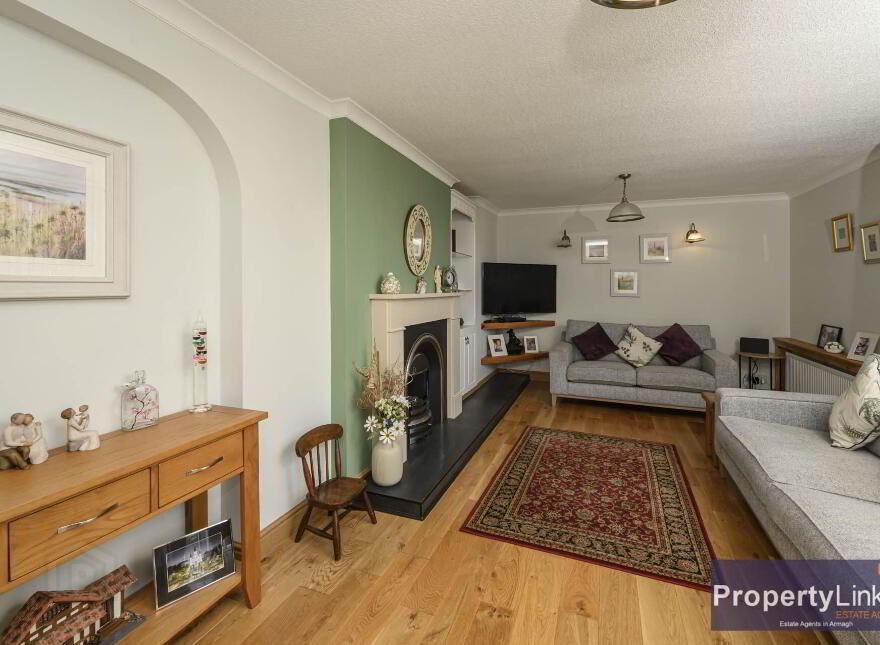 17 Castle Gardens, Richhill, BT61 9QL