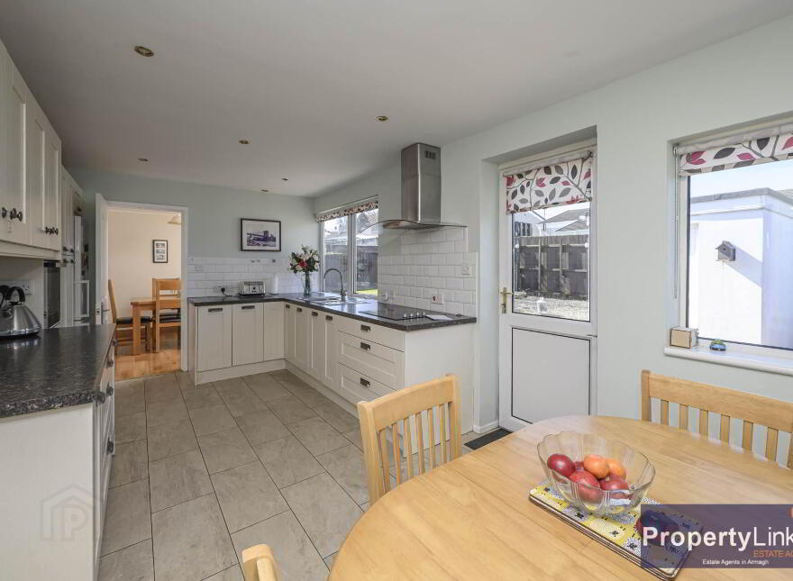 17 Castle Gardens, Richhill, BT61 9QL