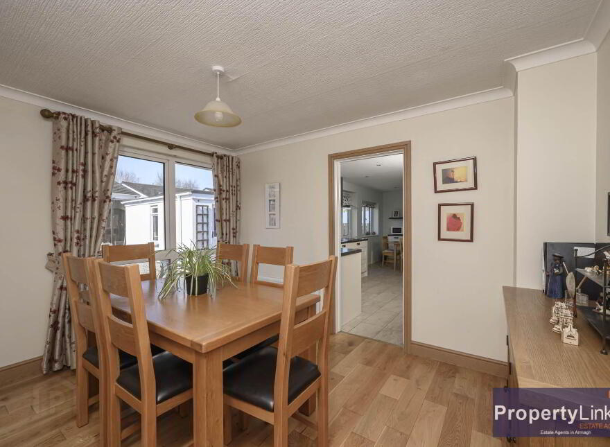 17 Castle Gardens, Richhill, BT61 9QL