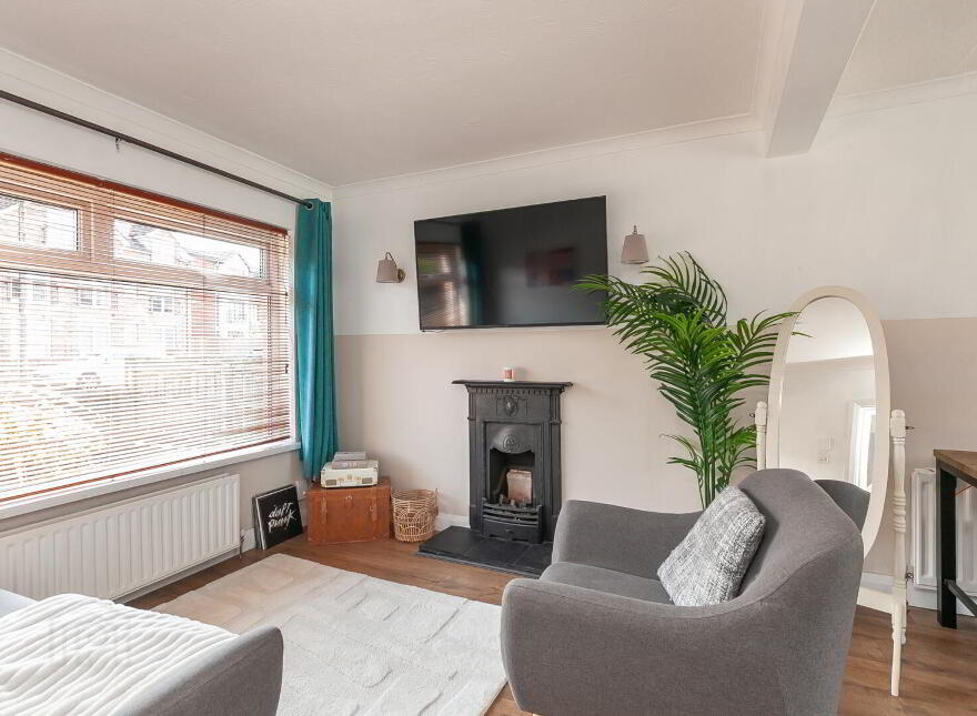 44 Connsbrook Avenue, Belfast, BT4 1JT