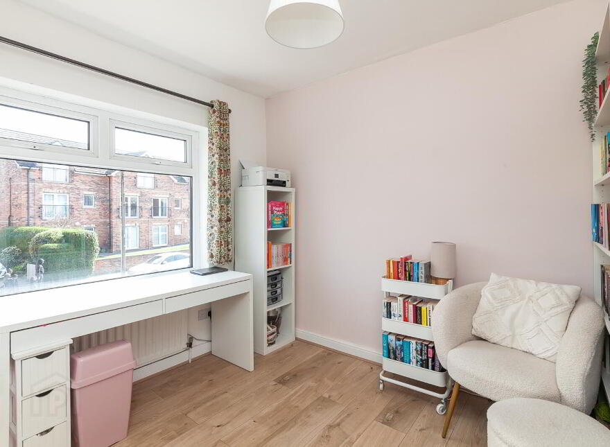 44 Connsbrook Avenue, Belfast, BT4 1JT