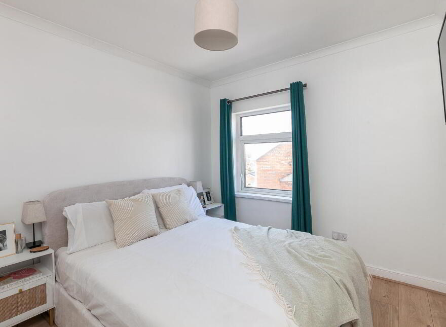 44 Connsbrook Avenue, Belfast, BT4 1JT