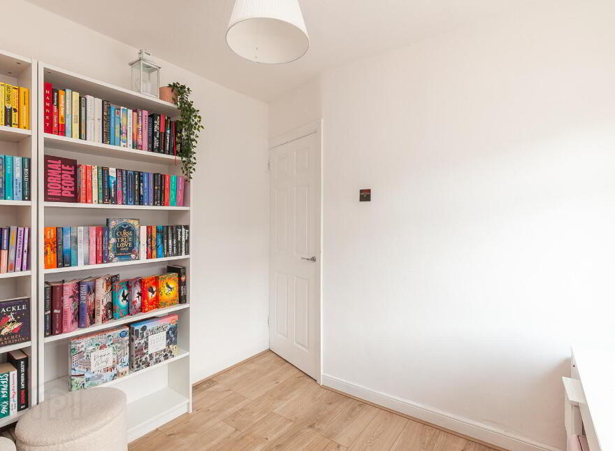 44 Connsbrook Avenue, Belfast, BT4 1JT