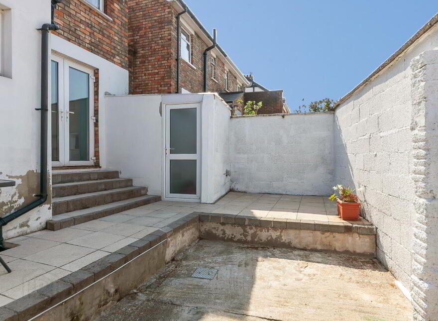 44 Connsbrook Avenue, Belfast, BT4 1JT