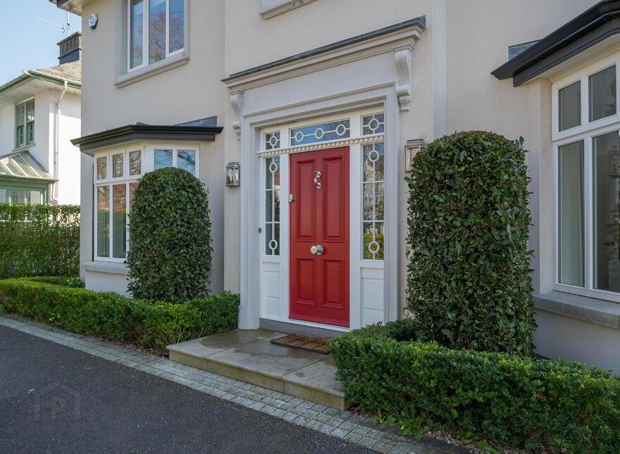 4 Shrewsbury Park, Belfast, BT9 6PN