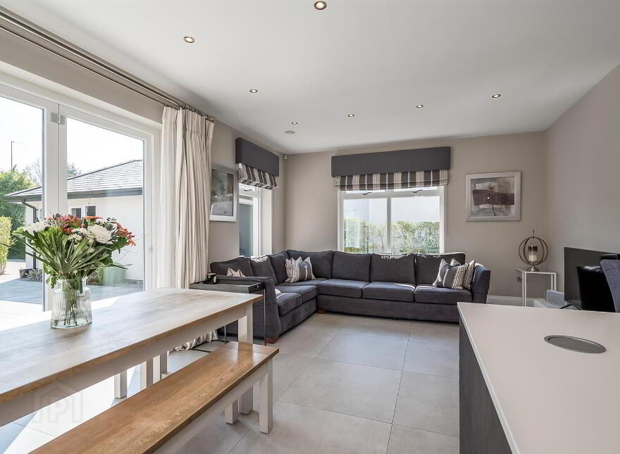 4 Shrewsbury Park, Belfast, BT9 6PN