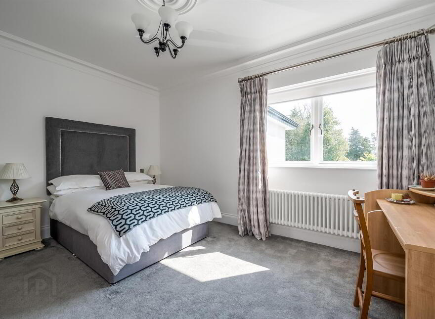 4 Shrewsbury Park, Belfast, BT9 6PN