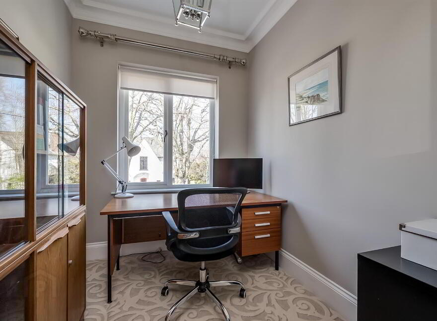 4 Shrewsbury Park, Belfast, BT9 6PN