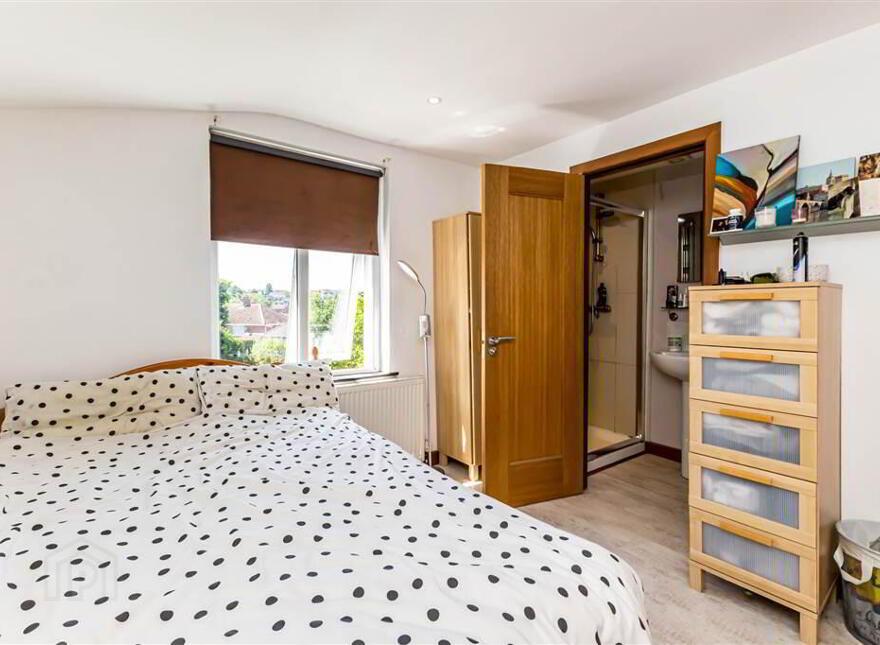 49 Cliveden Crescent, Four Winds, Belfast, BT8 6ND