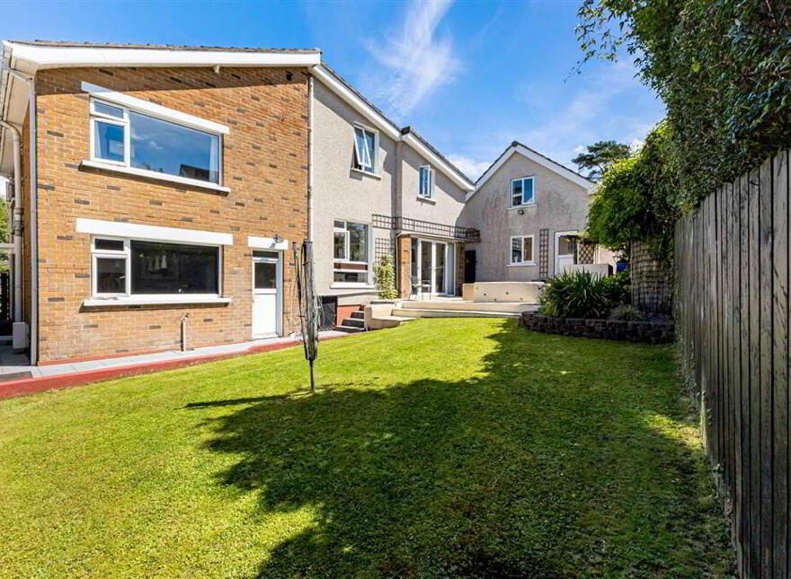 49 Cliveden Crescent, Four Winds, Belfast, BT8 6ND