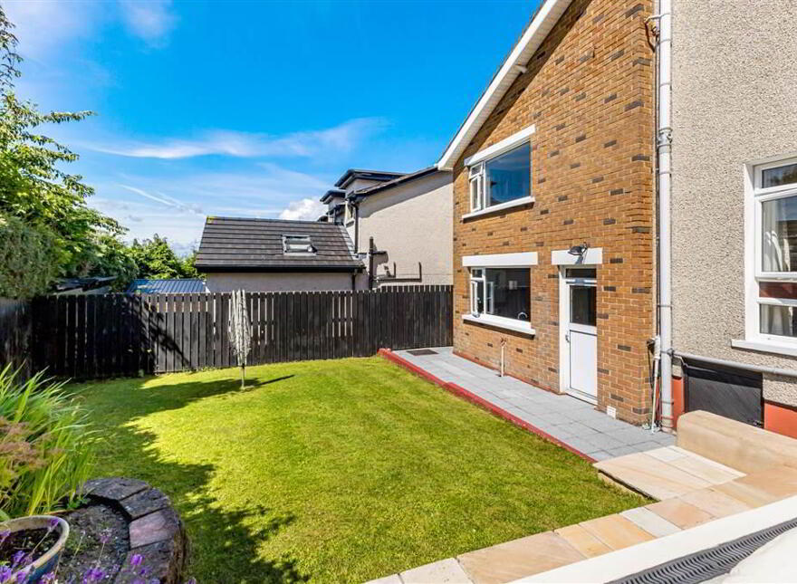 49 Cliveden Crescent, Four Winds, Belfast, BT8 6ND