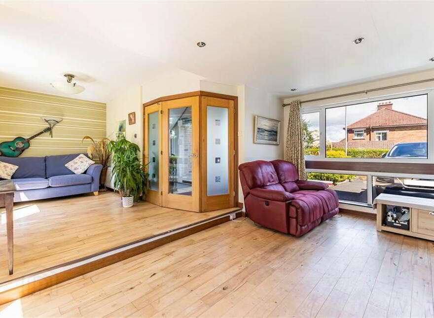 49 Cliveden Crescent, Four Winds, Belfast, BT8 6ND