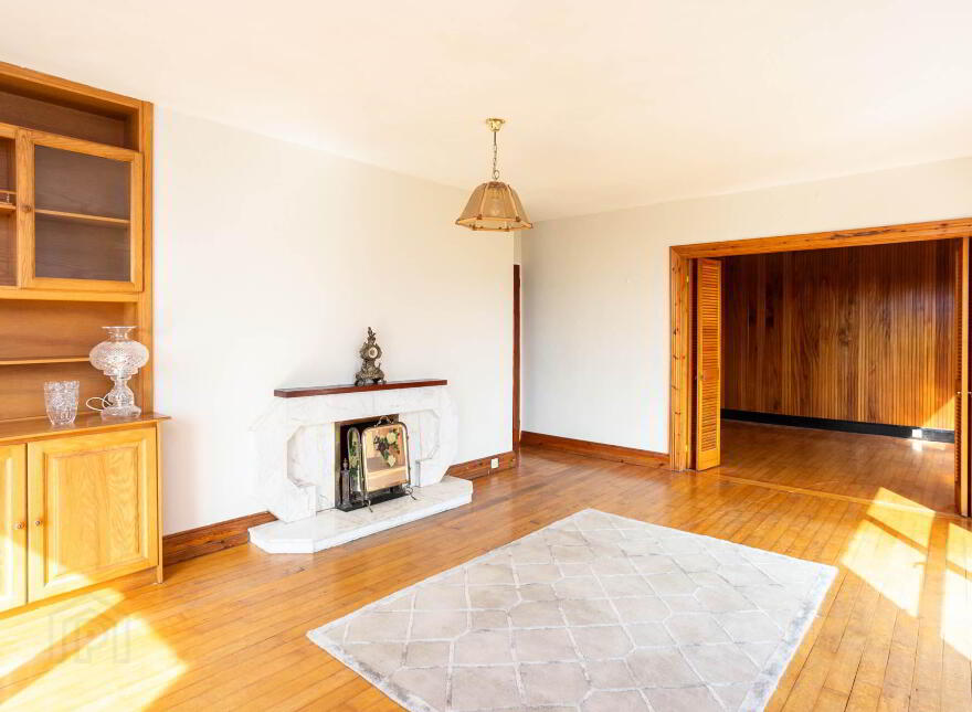 Orchard House, East End, Schull, P81AX02