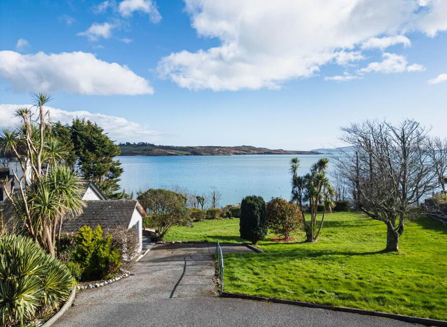Orchard House, East End, Schull, P81AX02