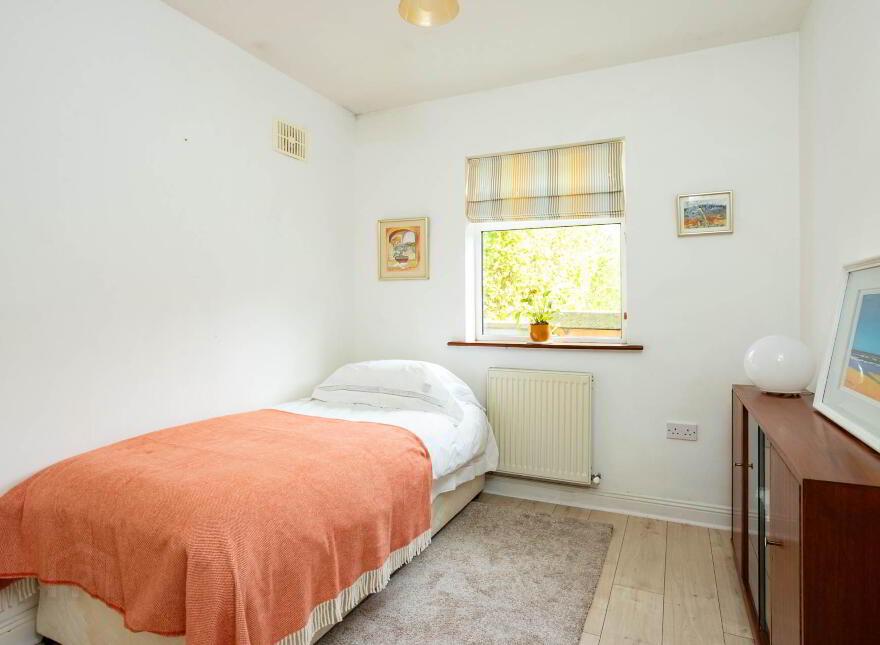 Orchard House, East End, Schull, P81AX02