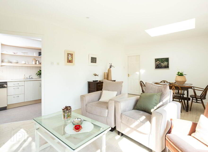 Orchard House, East End, Schull, P81AX02