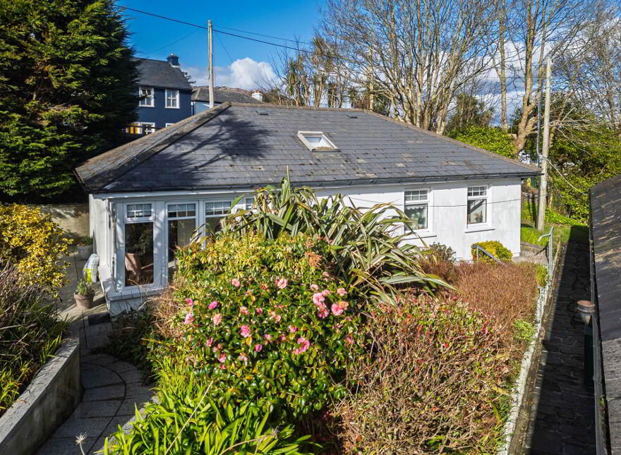 Orchard House, East End, Schull, P81AX02