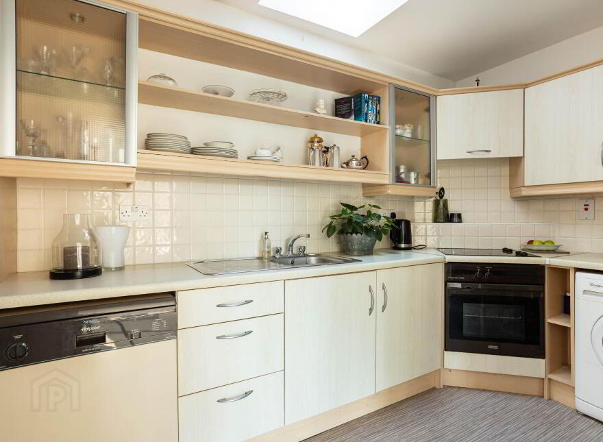 Orchard House, East End, Schull, P81AX02