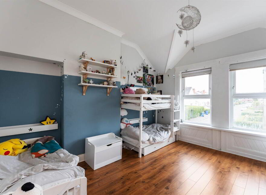 4 Ardgreenan Drive, Ballyhackamore, Belfast, BT4 3FQ