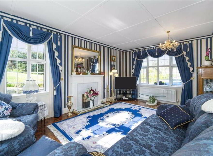 56 Ballymaglave Road, Ballynahinch, BT24 8QB