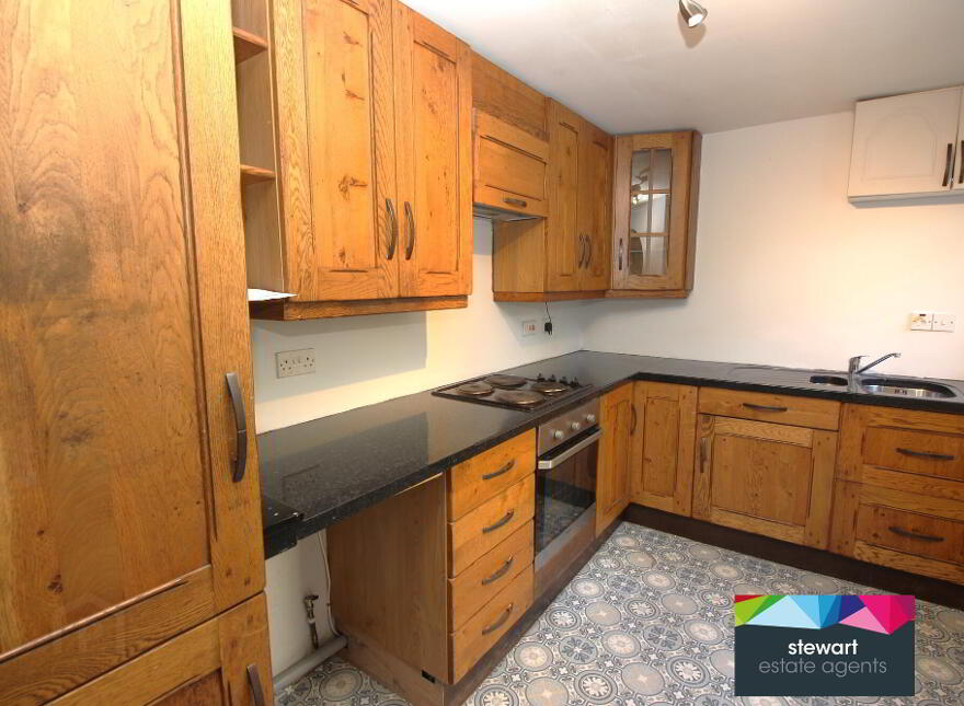 31 Hillsborough Road, Dromore, BT25 1DE