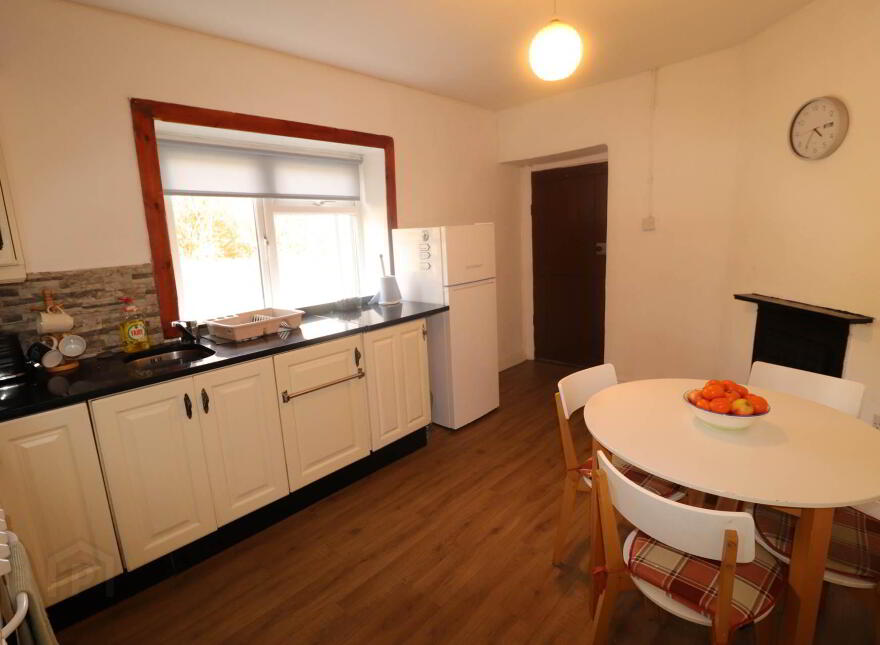 Roadside Cottage, Unshogagh, Blacklion, F91D894