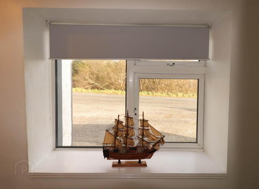 Roadside Cottage, Unshogagh, Blacklion, F91D894