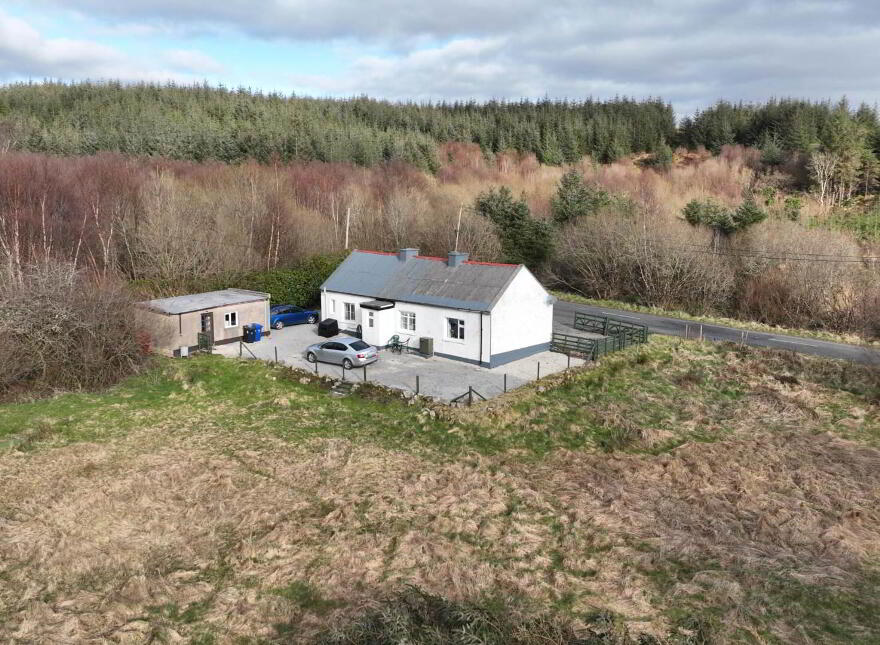 Roadside Cottage, Unshogagh, Blacklion, F91D894