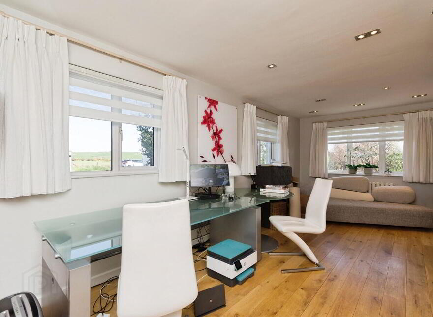 112 Saintfield Road, Lisburn, BT27 5PG