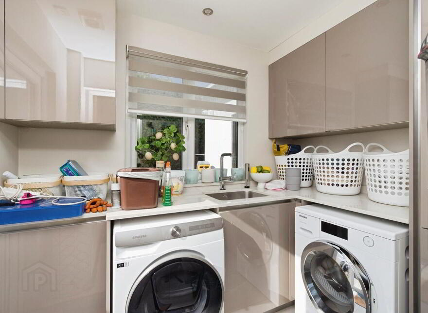 112 Saintfield Road, Lisburn, BT27 5PG