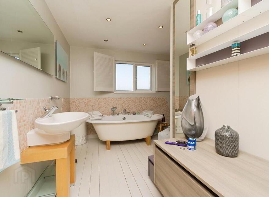 112 Saintfield Road, Lisburn, BT27 5PG